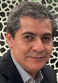 Dr. David Escobar